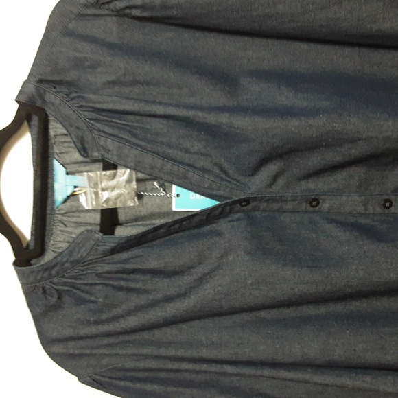 Draper James 2X Chambray Gathered Button Down Shirt - Picture 3 of 6